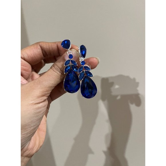 Royal blue earring long teardrop electric dangle rhinestone crystal blue 2.25” - Picture 8 of 9